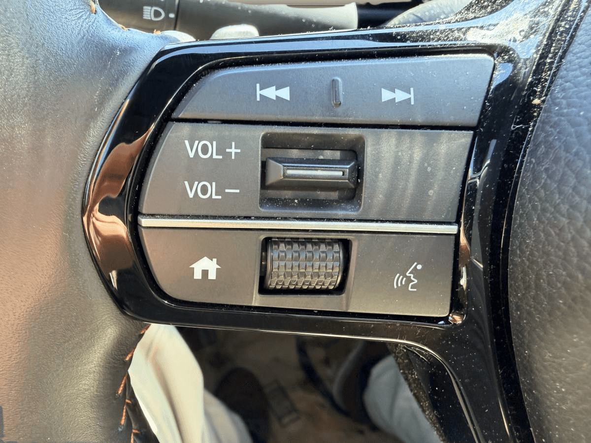 Image 25 Honda CR-V Hybrid Touring Traction Intégrale - BAS KILOMÉTRAGE - 2024