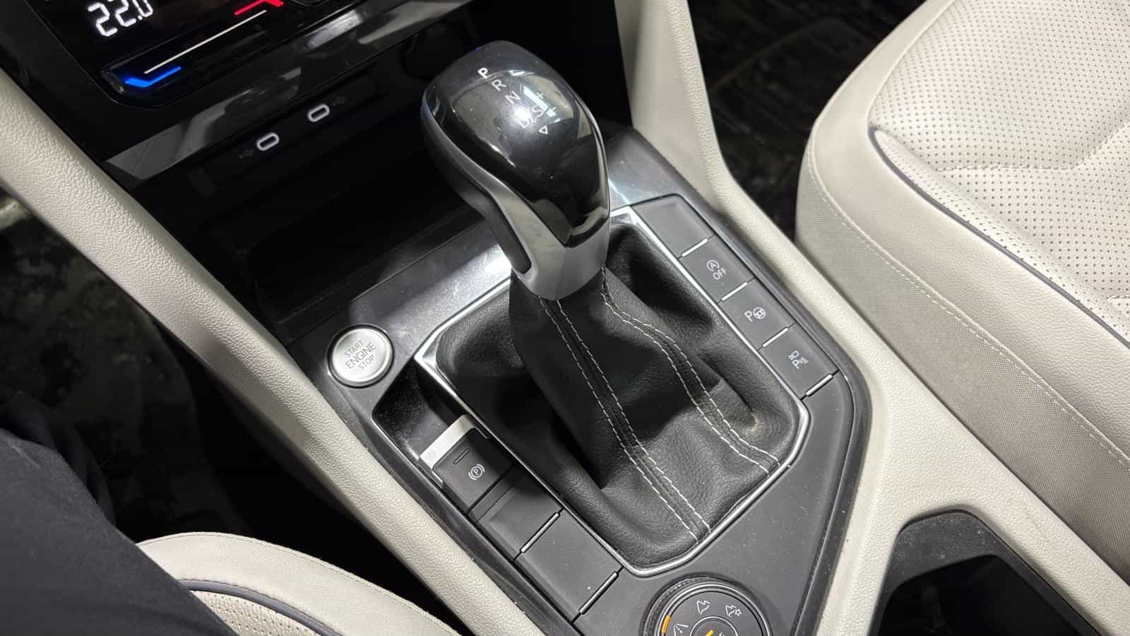 Image 23 Volkswagen Tiguan Highline R-Line 4Motion *Caméra 360 *Cuir Blanc *Toit Pano *Siege Ventilé 2024