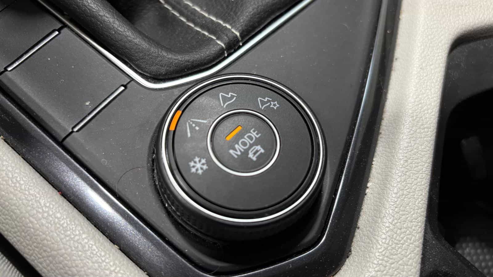 Image 29 Volkswagen Tiguan Highline R-Line 4Motion *Caméra 360 *Cuir Blanc *Toit Pano *Siege Ventilé 2024