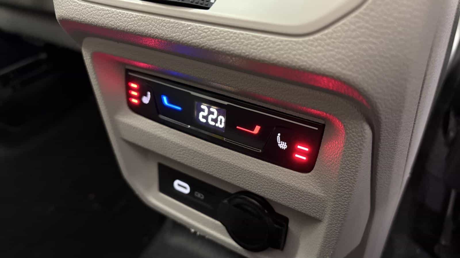 Image 32 Volkswagen Tiguan Highline R-Line 4Motion *Caméra 360 *Cuir Blanc *Toit Pano *Siege Ventilé 2024