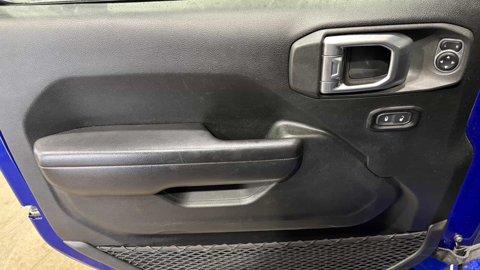 Image 9 Jeep Wrangler Unlimited Sport Turbo *Awd *Carplay *Caméra *Bizone 2020