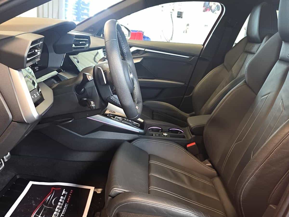 Image 20 Audi S3 Progressiv Quattro Turbo *Cuir *Toit *Gps *Bizone *Audio Sonos 2025