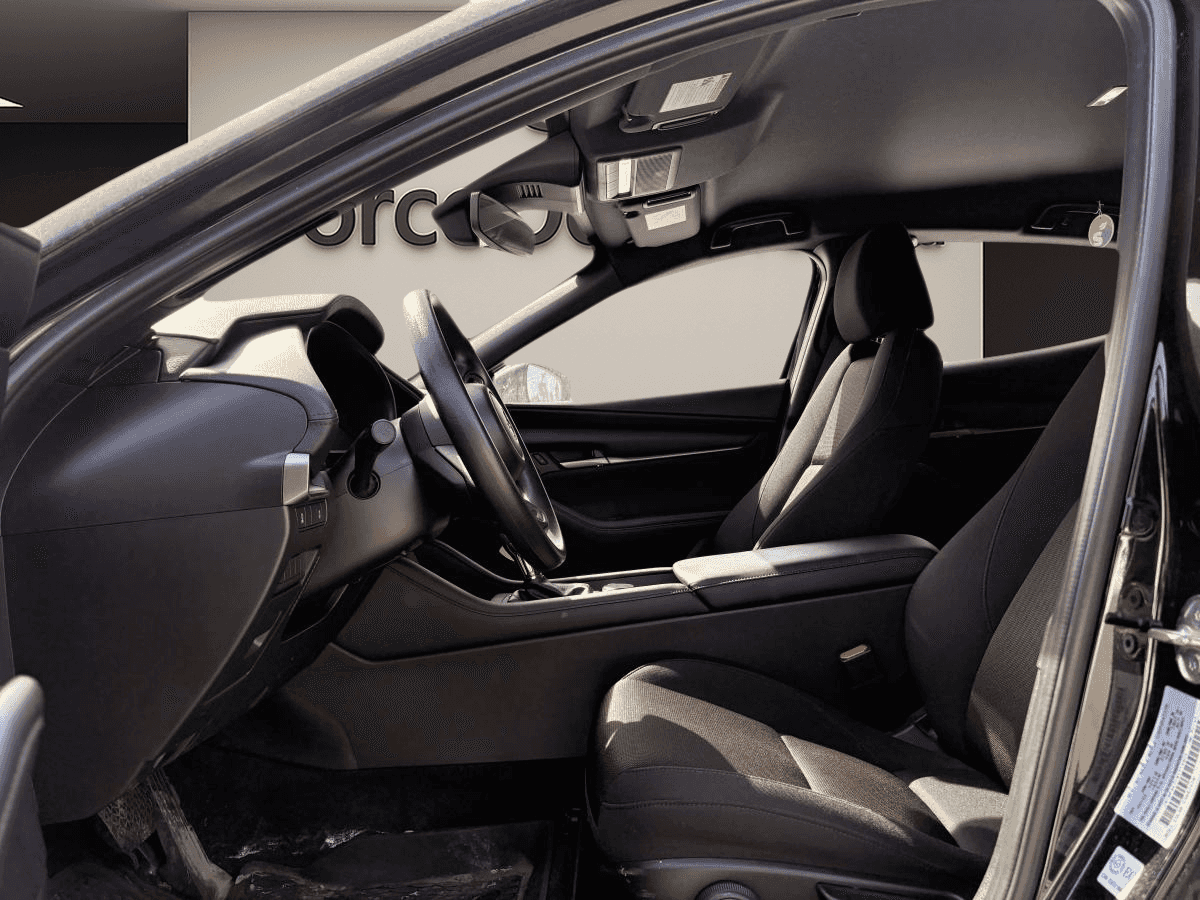 Image 7 Mazda MAZDA3 SPORT Gx * Fwd * Cruise * Carplay * Bi-Zone * Sièges Chauff * 2022