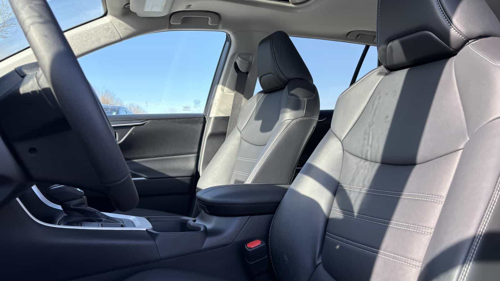 Image 17 Toyota Rav4 Xle *Awd *Carplay *Cuir *Toit *Caméra *Bizone 2023