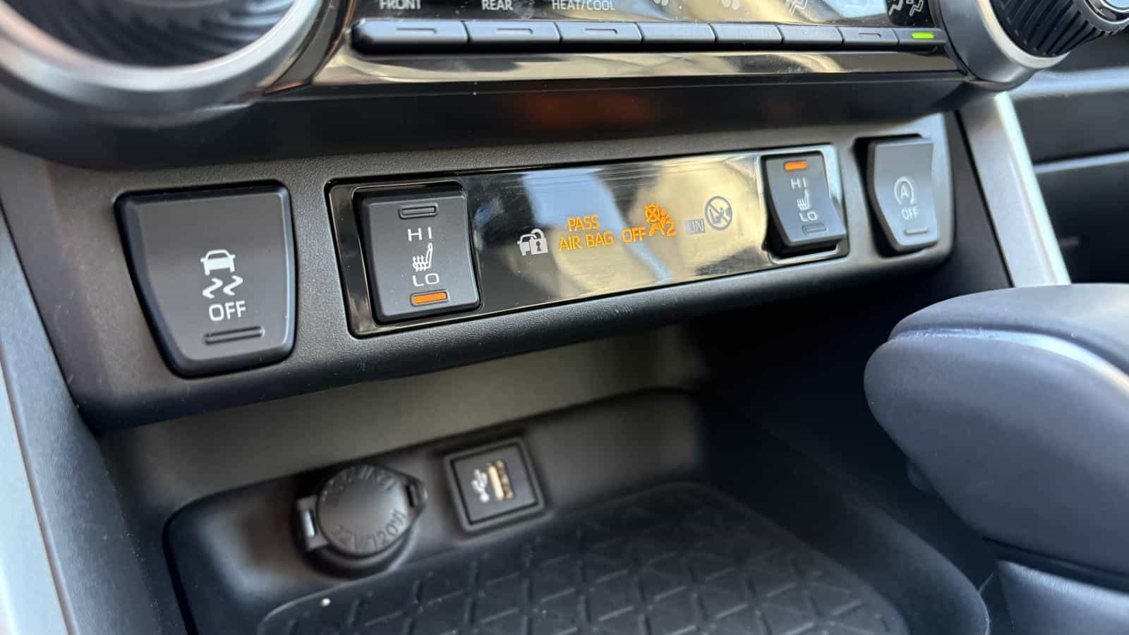 Image 33 Toyota Rav4 Xle *Awd *Carplay *Cuir *Toit *Caméra *Bizone 2023