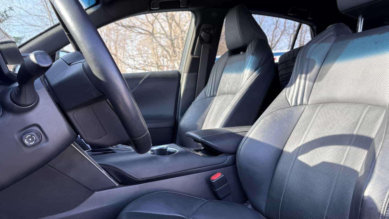 Image 16 Toyota Venza Xle *Awd *Cuir *Gps *Carplay *Caméra *Siege Ventilé *Bizone 2021