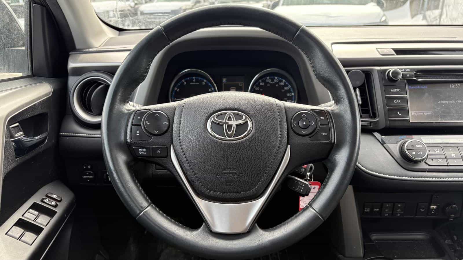 Image 10 Toyota Rav4 Xle *Awd *Toit *Bizone *Caméra *Siege Chauffant *Cruise 2016