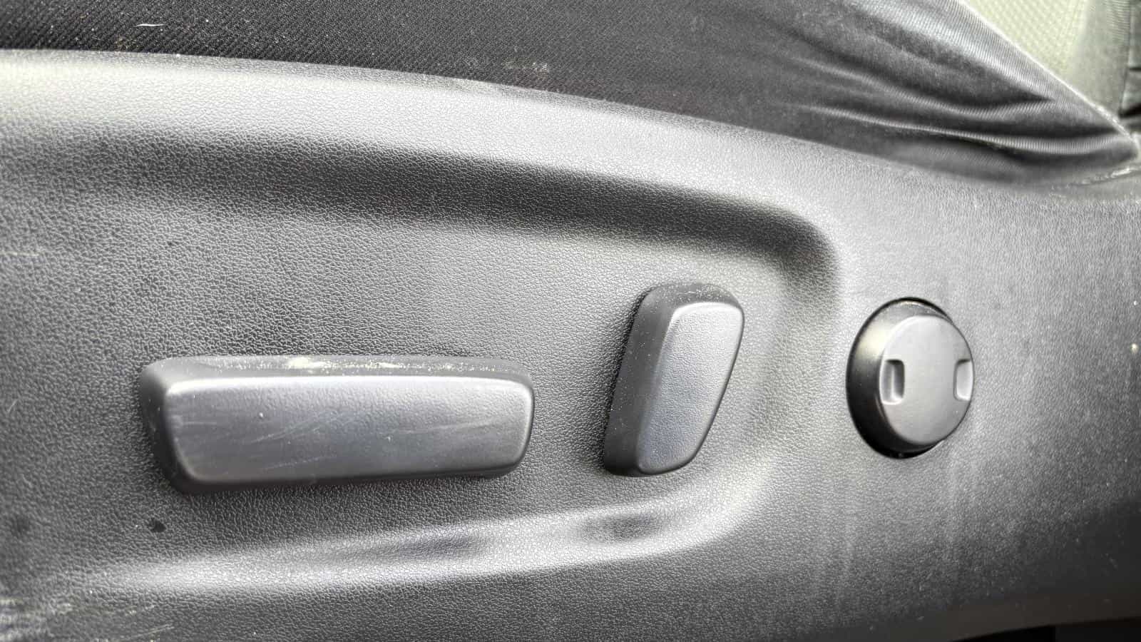 Image 13 Toyota Rav4 Xle *Awd *Toit *Bizone *Caméra *Siege Chauffant *Cruise 2016