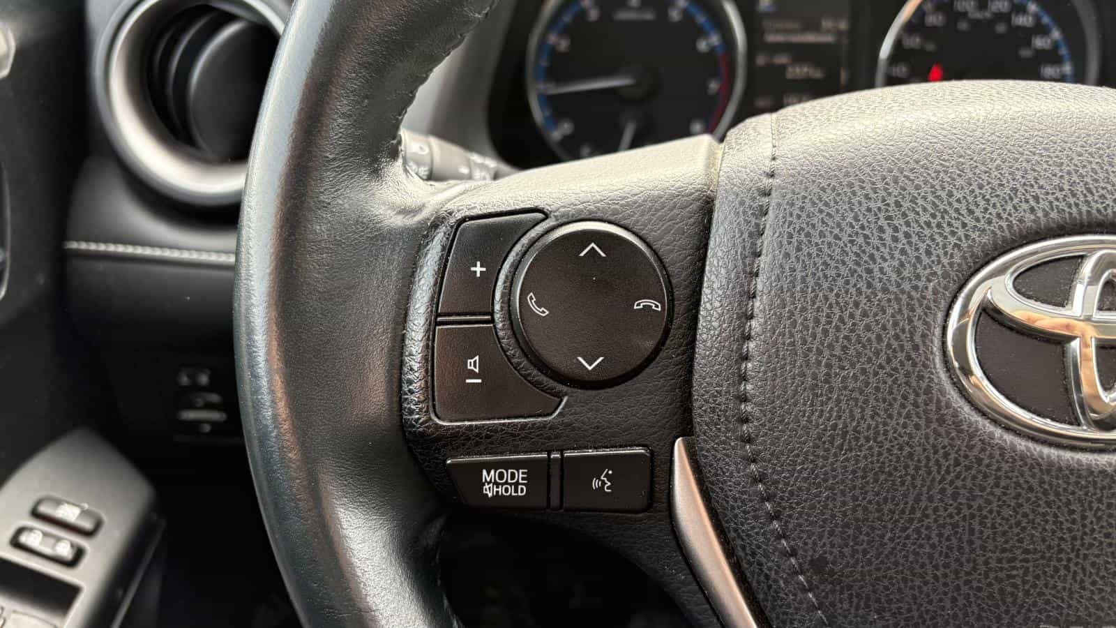 Image 19 Toyota Rav4 Xle *Awd *Toit *Bizone *Caméra *Siege Chauffant *Cruise 2016