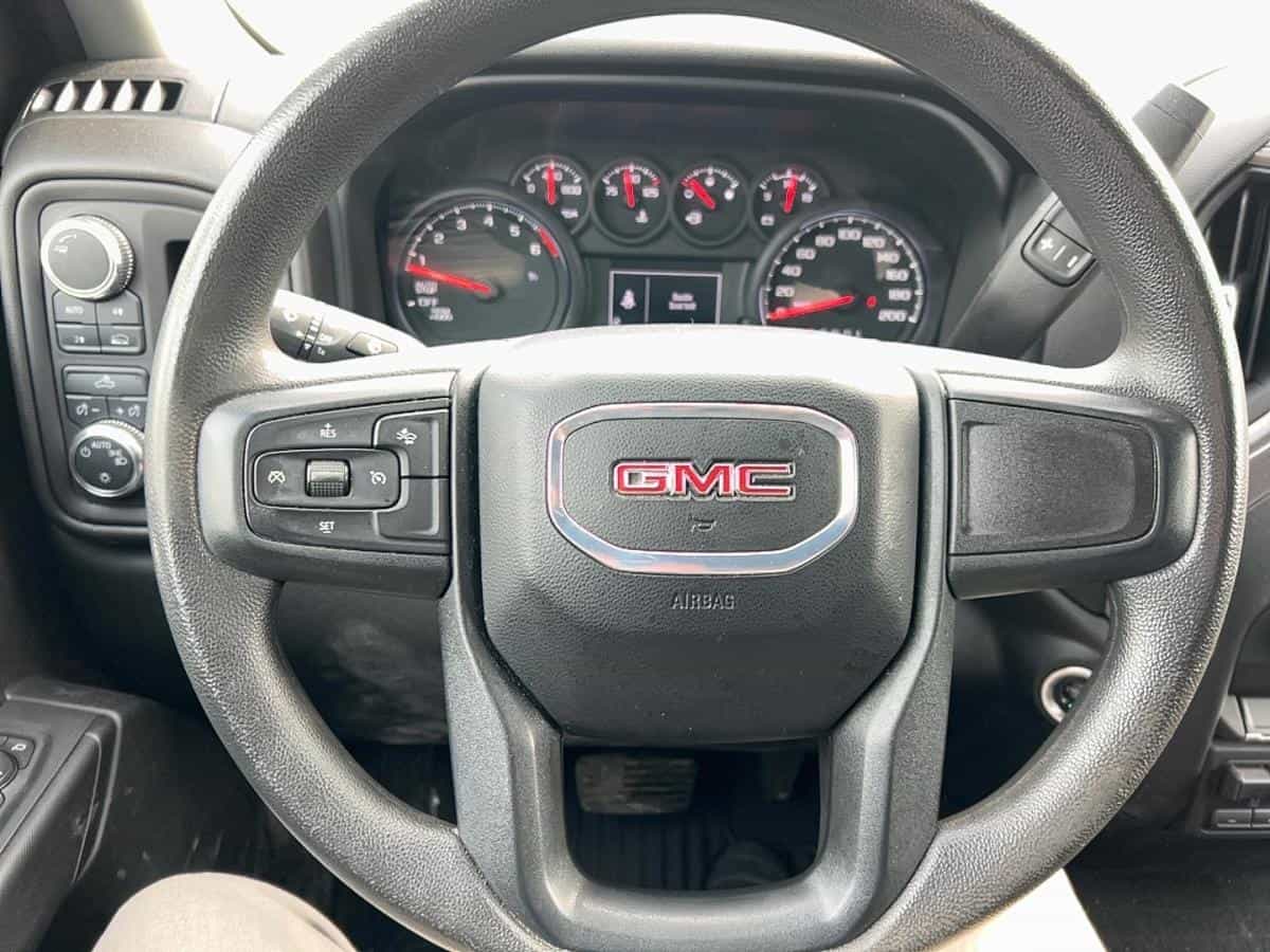 Image 13 GMC Sierra 1500 1500* Crew Cab* 4X4* V8* 5.3L* 6Pass* Camera* 2024