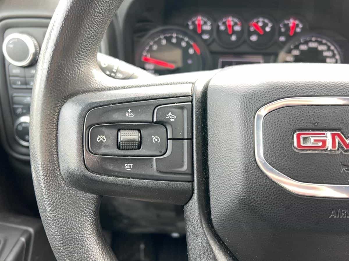 Image 14 GMC Sierra 1500 1500* Crew Cab* 4X4* V8* 5.3L* 6Pass* Camera* 2024