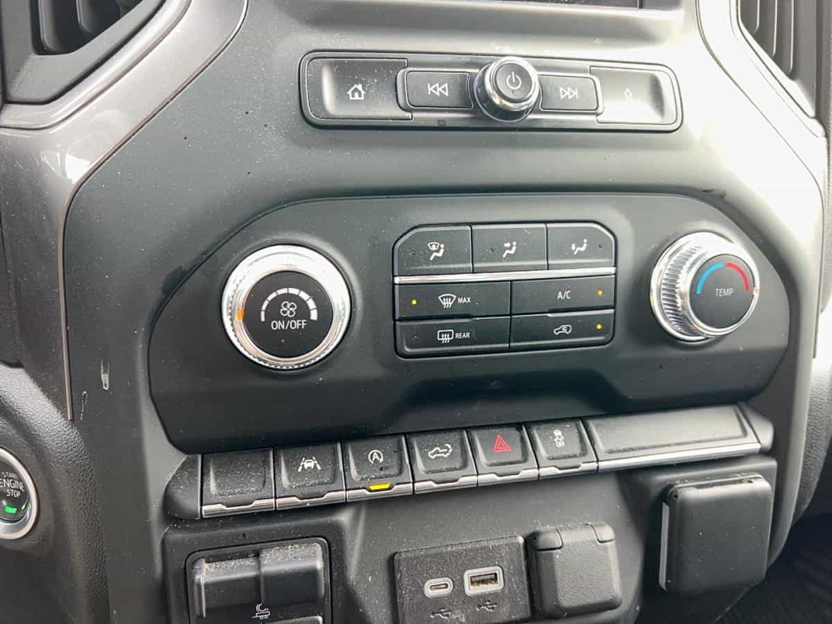 Image 21 GMC Sierra 1500 1500* Crew Cab* 4X4* V8* 5.3L* 6Pass* Camera* 2024