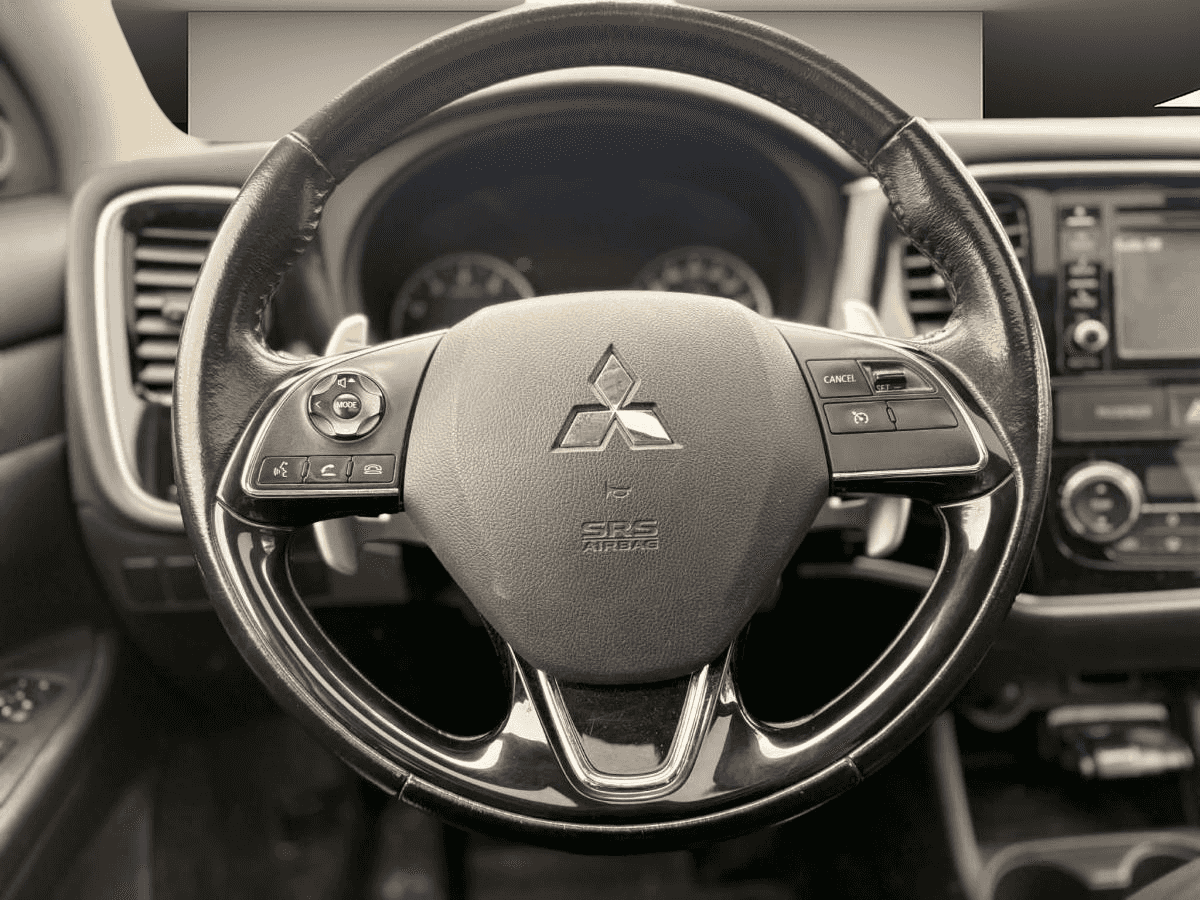 Image 12 Mitsubishi Outlander Se * Awc * V6 * 224Hp * Caméra * Bi-Zone * Sièges Chauff * 2016