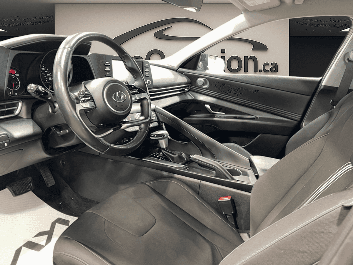 Image 10 Hyundai Elantra Preferred* Volant Chauffant* Carplay* Camera* 2023