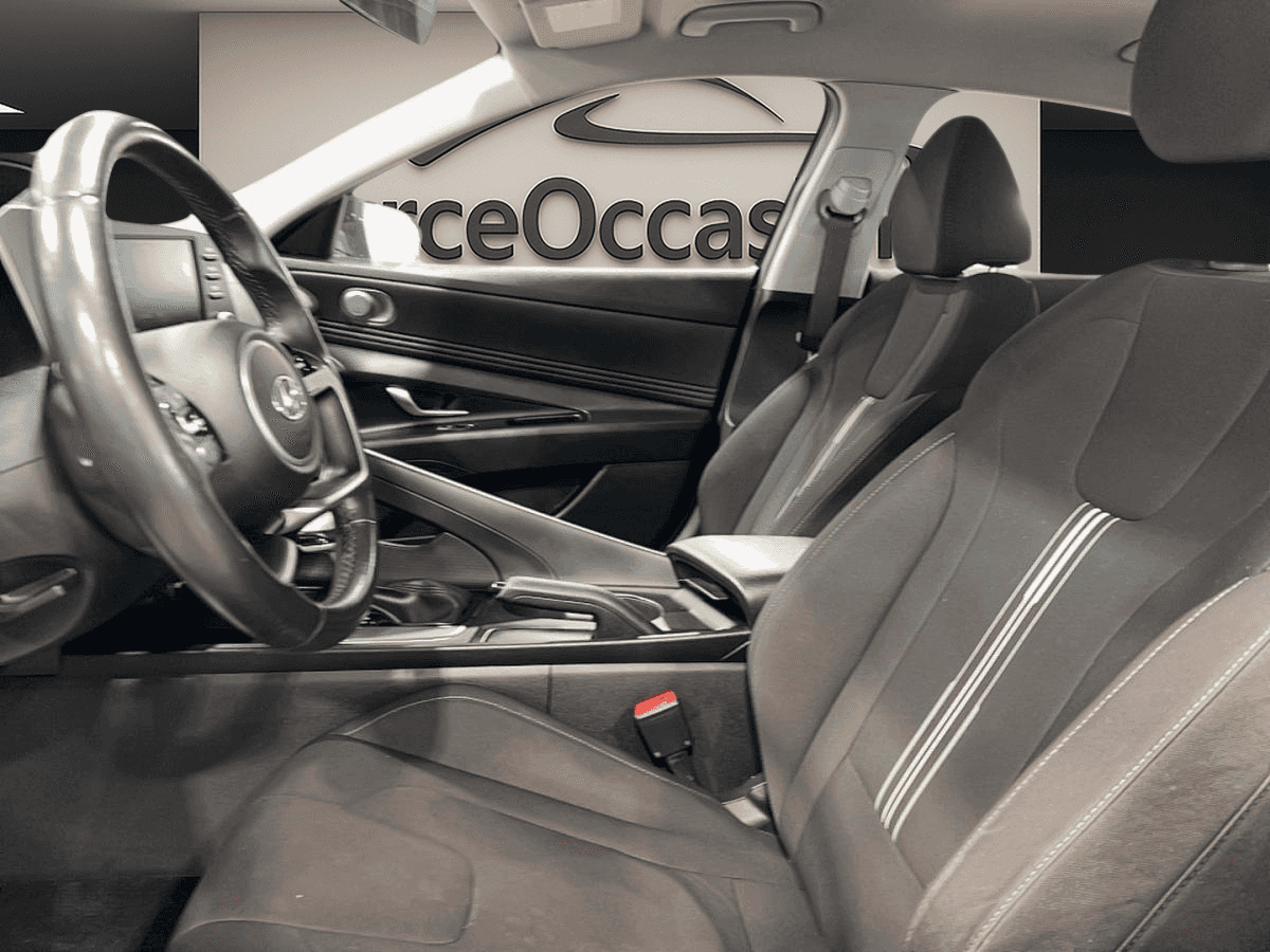 Image 11 Hyundai Elantra Preferred* Volant Chauffant* Carplay* Camera* 2023