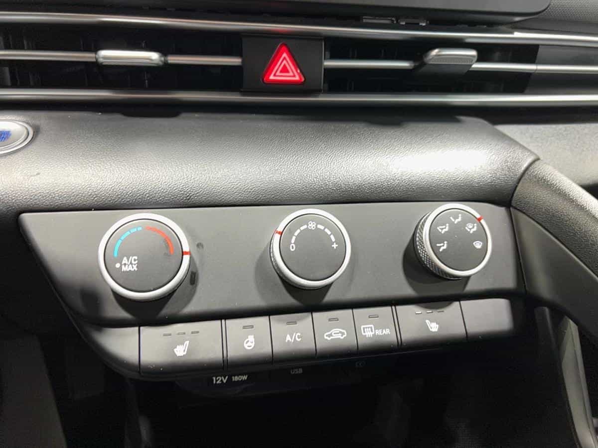 Image 21 Hyundai Elantra Preferred* Volant Chauffant* Carplay* Camera* 2023