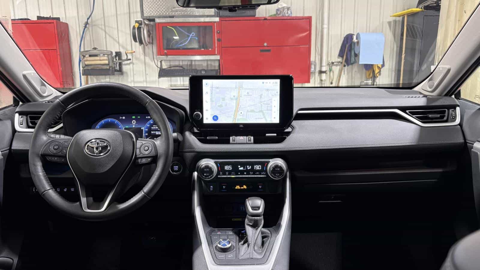 Image 7 Toyota Rav4 Limited *Awd *Cuir *Toit *Gps *Siege Ventilé *Audio Jbl *Caméra 360 2023