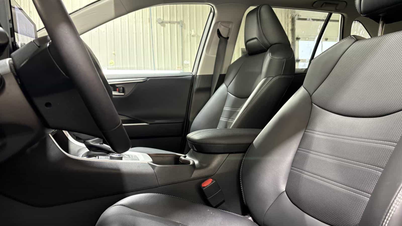 Image 16 Toyota Rav4 Limited *Awd *Cuir *Toit *Gps *Siege Ventilé *Audio Jbl *Caméra 360 2023