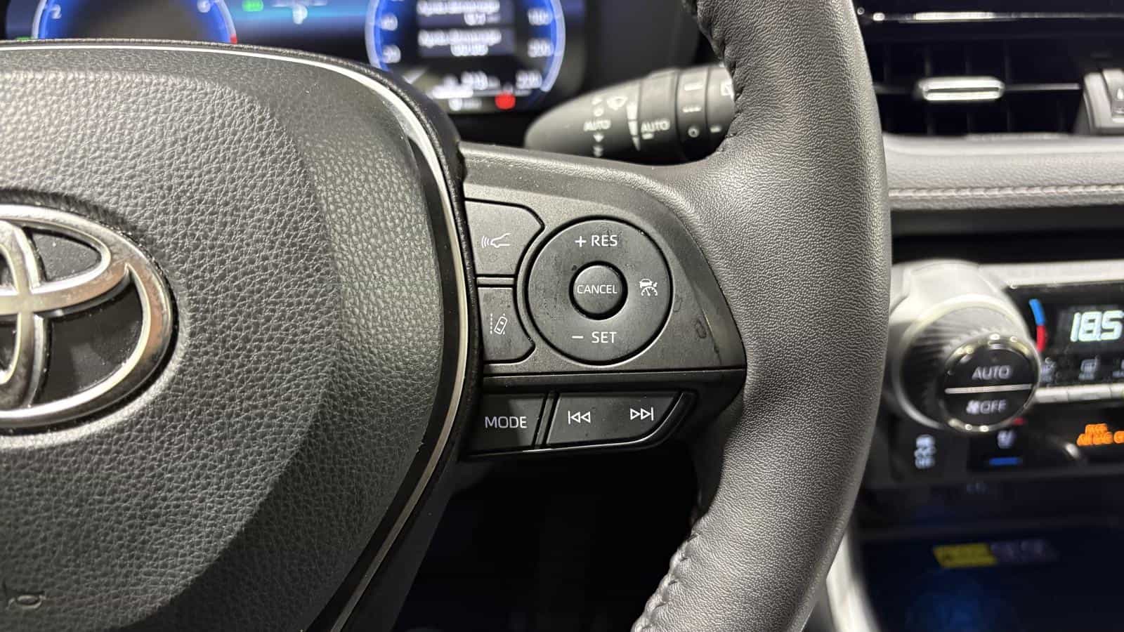 Image 22 Toyota Rav4 Limited *Awd *Cuir *Toit *Gps *Siege Ventilé *Audio Jbl *Caméra 360 2023