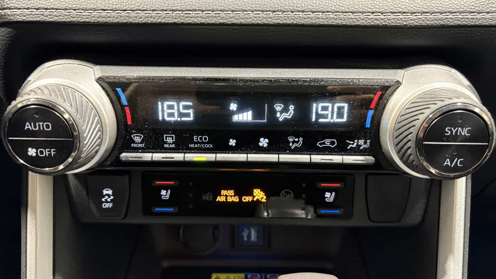 Image 31 Toyota Rav4 Limited *Awd *Cuir *Toit *Gps *Siege Ventilé *Audio Jbl *Caméra 360 2023