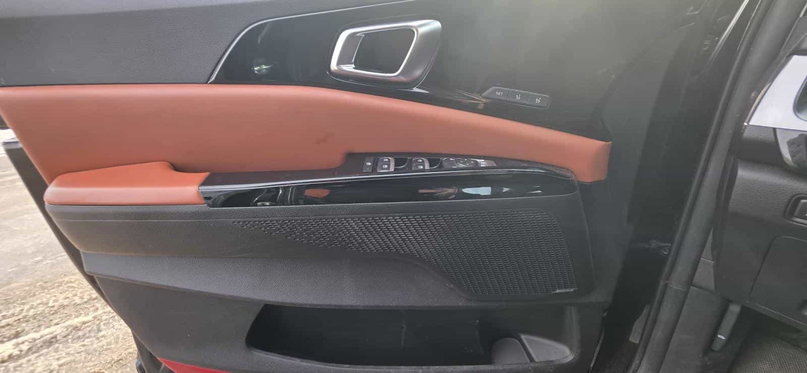 Image 16 Kia Carnival Sx *Prestige *Cuir 2 Tons *Gps *Double Toit *Sièges Mémoires *Audio Bose 2022