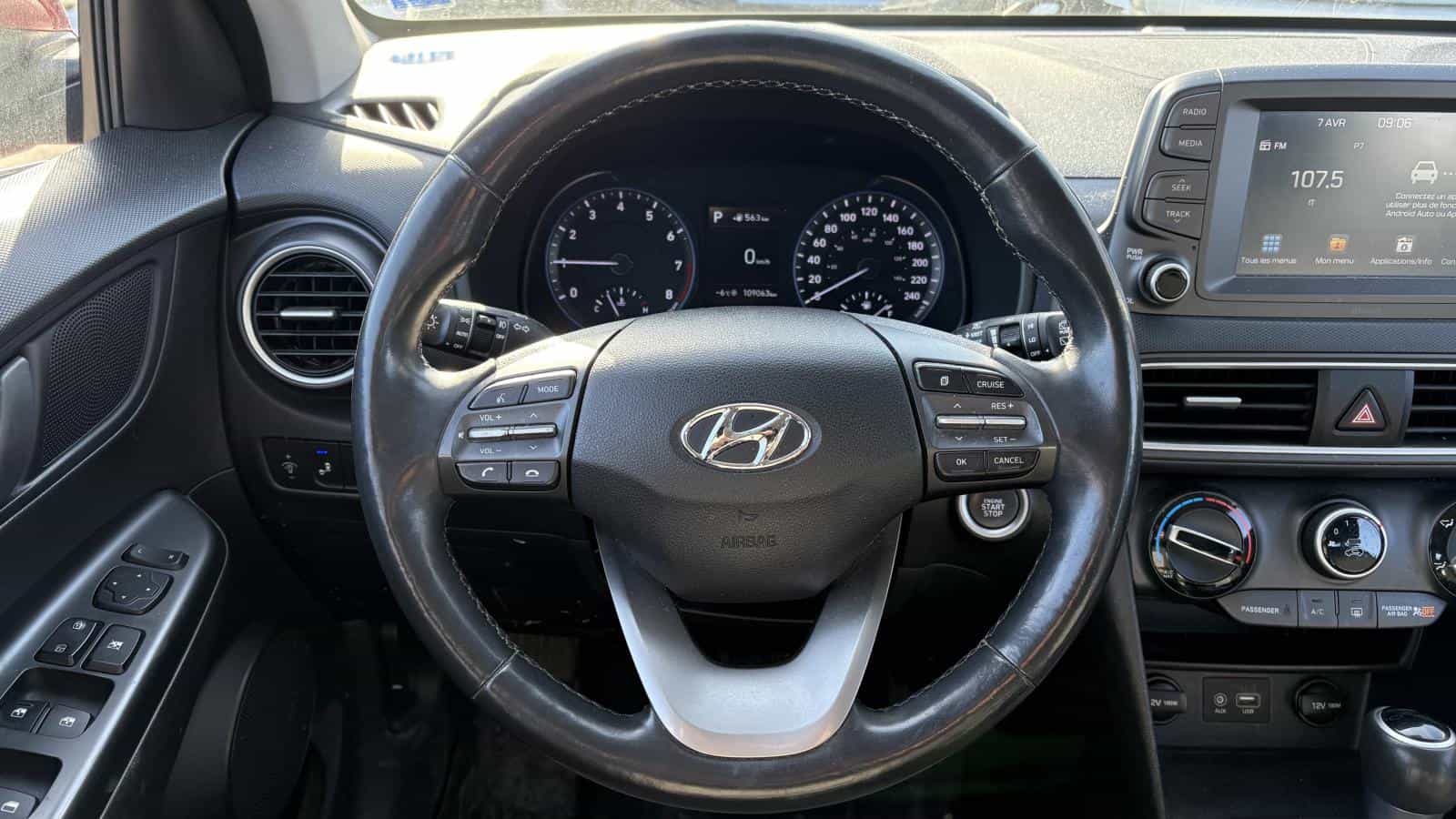 Image 8 Hyundai Kona Preferred *Carplay *Caméra *Volant/Siege Chauffant *Cruise 2018