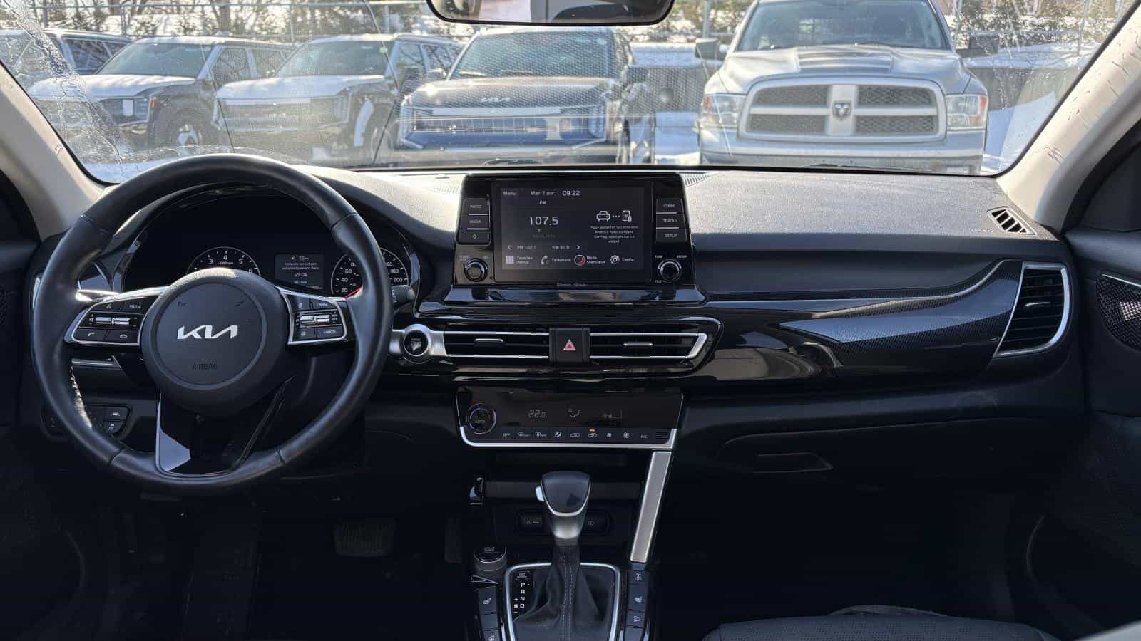 Image 5 Kia Seltos Ex *Awd *Carplay *Caméra *Toit * Cuir *Volant/Siege Chauffant 2023