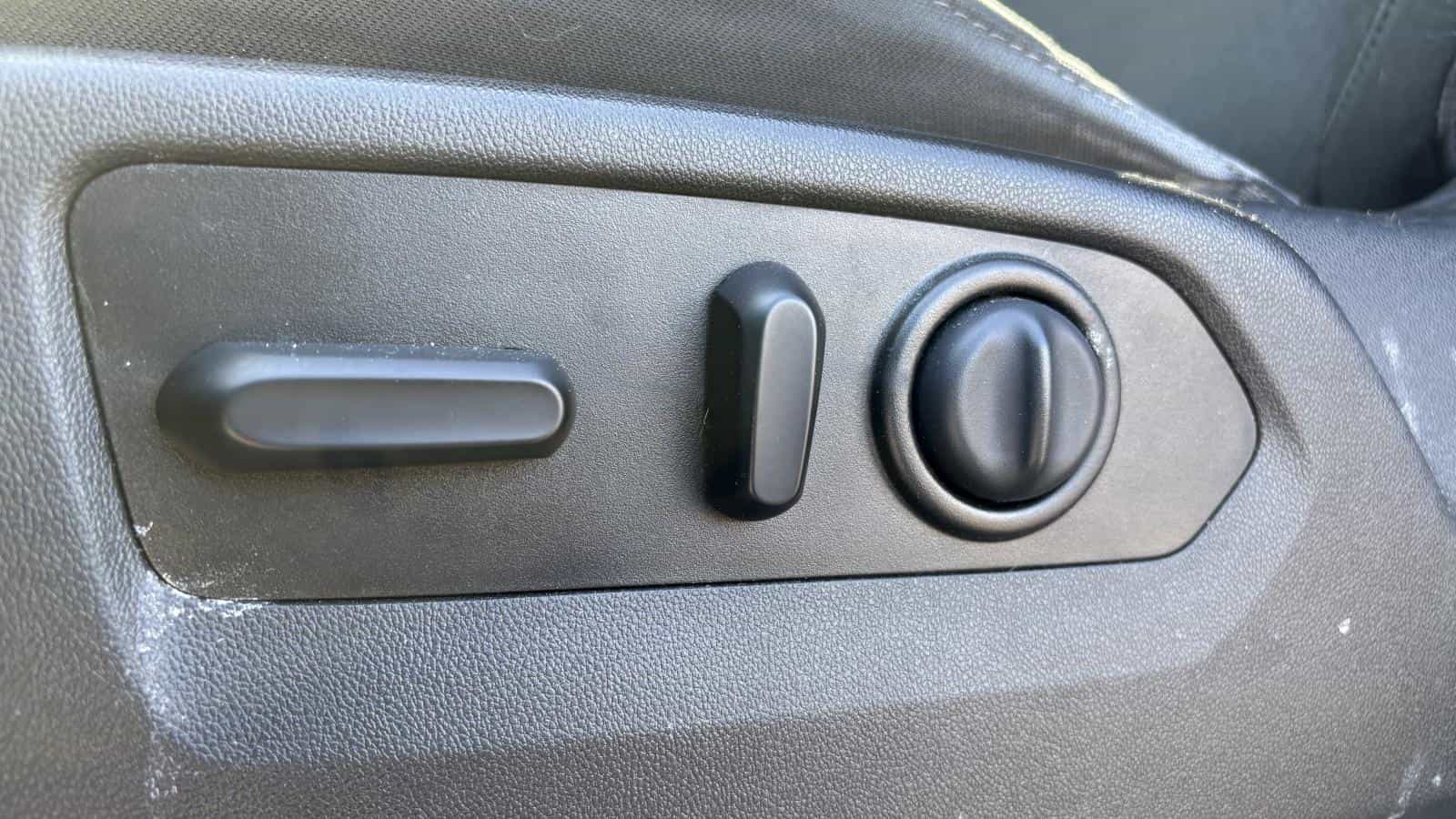 Image 13 GMC Sierra 1500 Elevation V8 5.3L 6 Pass *Quad Cab *Box 6.6' *Bizone *Caméra 2019