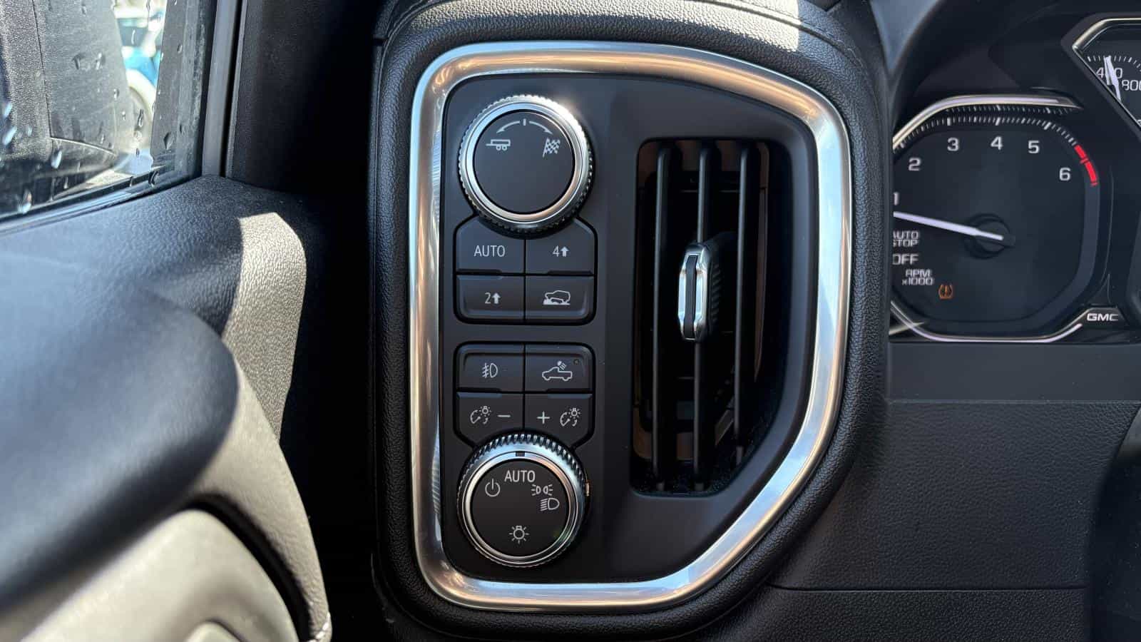 Image 16 GMC Sierra 1500 Elevation V8 5.3L 6 Pass *Quad Cab *Box 6.6' *Bizone *Caméra 2019