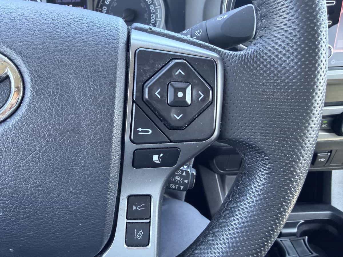 Image 14 Toyota Tacoma Double Cab 4x4 SR5 V6 2020