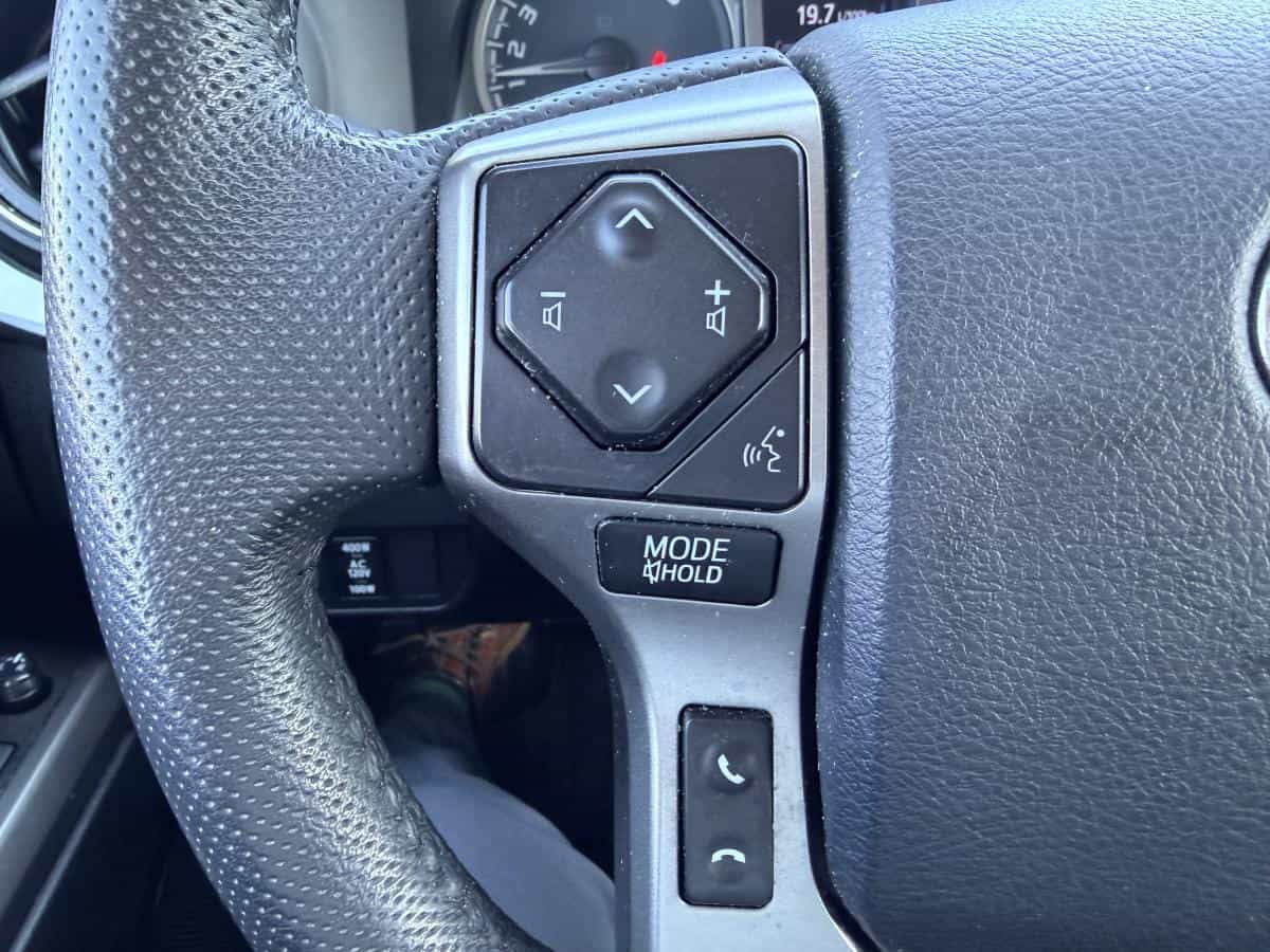 Image 15 Toyota Tacoma Double Cab 4x4 SR5 V6 2020