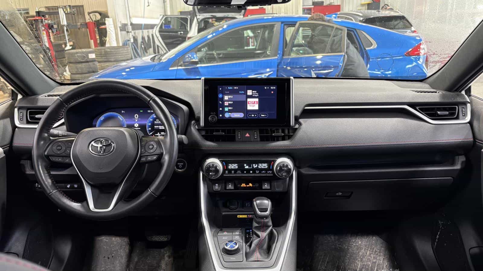 Image 7 Toyota Rav4 Prime Xse *Awd *Carplay *Cuir *Toit *Caméra *Bizone *Volant/Siege Chauffant 2023