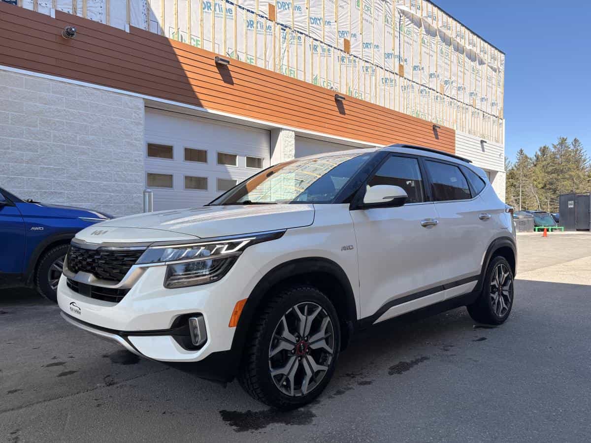 Image 1 Kia Seltos Sx * Awd * Turbo * Cuir * Toit * Bose * Sièges Ventilés * 2022