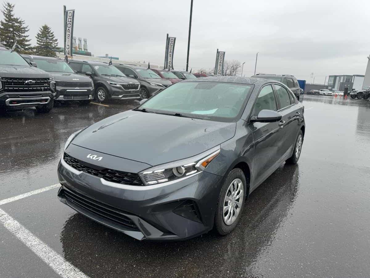 2023 Kia Forte Lx* Sieges Chauffant* Camera De Recul* Bluetooth* - Image 1