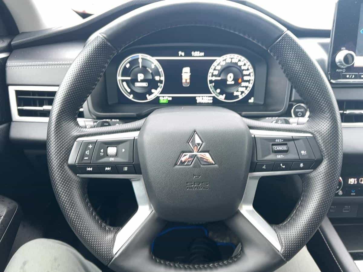 Image 6 Mitsubishi Outlander PHEV Se* Awc* Toit Pano* Volant Chauffant* Bizone* 2025