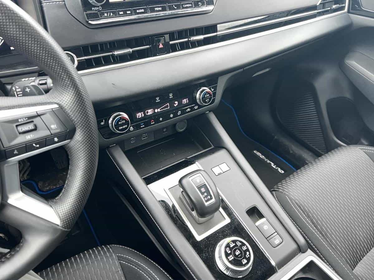 Image 15 Mitsubishi Outlander PHEV Se* Awc* Toit Pano* Volant Chauffant* Bizone* 2025