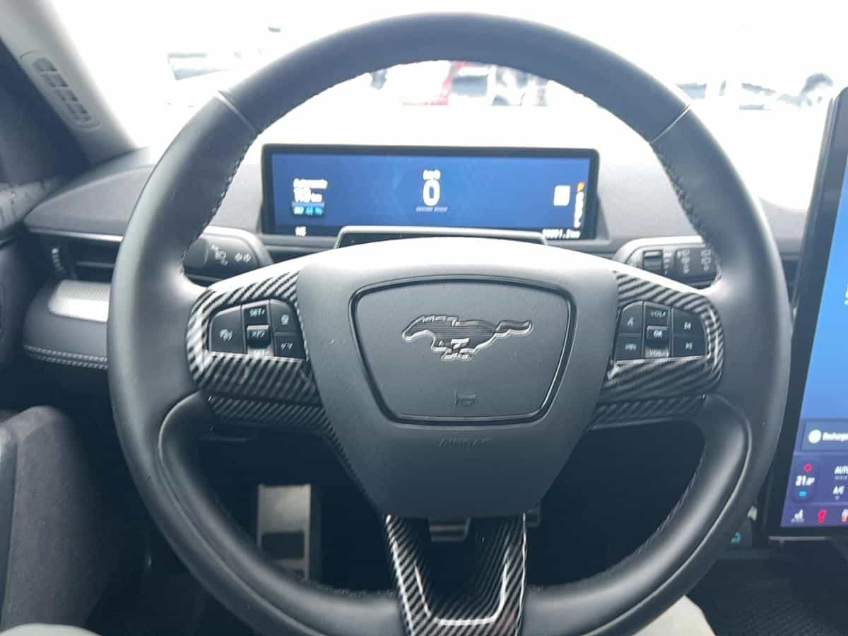 Image 4 Ford Mustang MACH-E Select* Awd* Cuir* Gps* Sieges Chauffants* Bizone* 2023