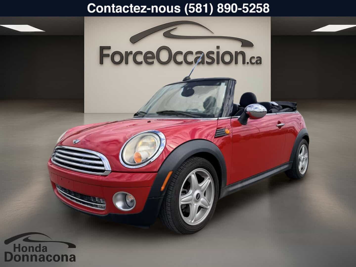 2009 Mini Convertible 2 portes - Image 1