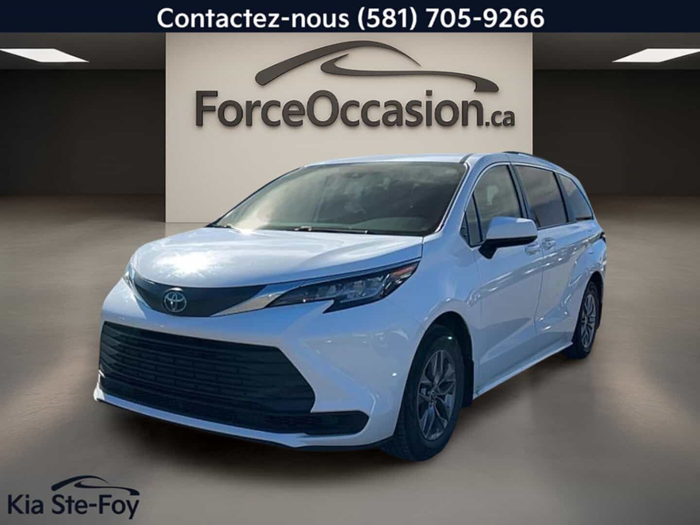 Image 1 Toyota Sienna Le* 8Pass* Volant Chauffant* Camera* Bizone* 2022