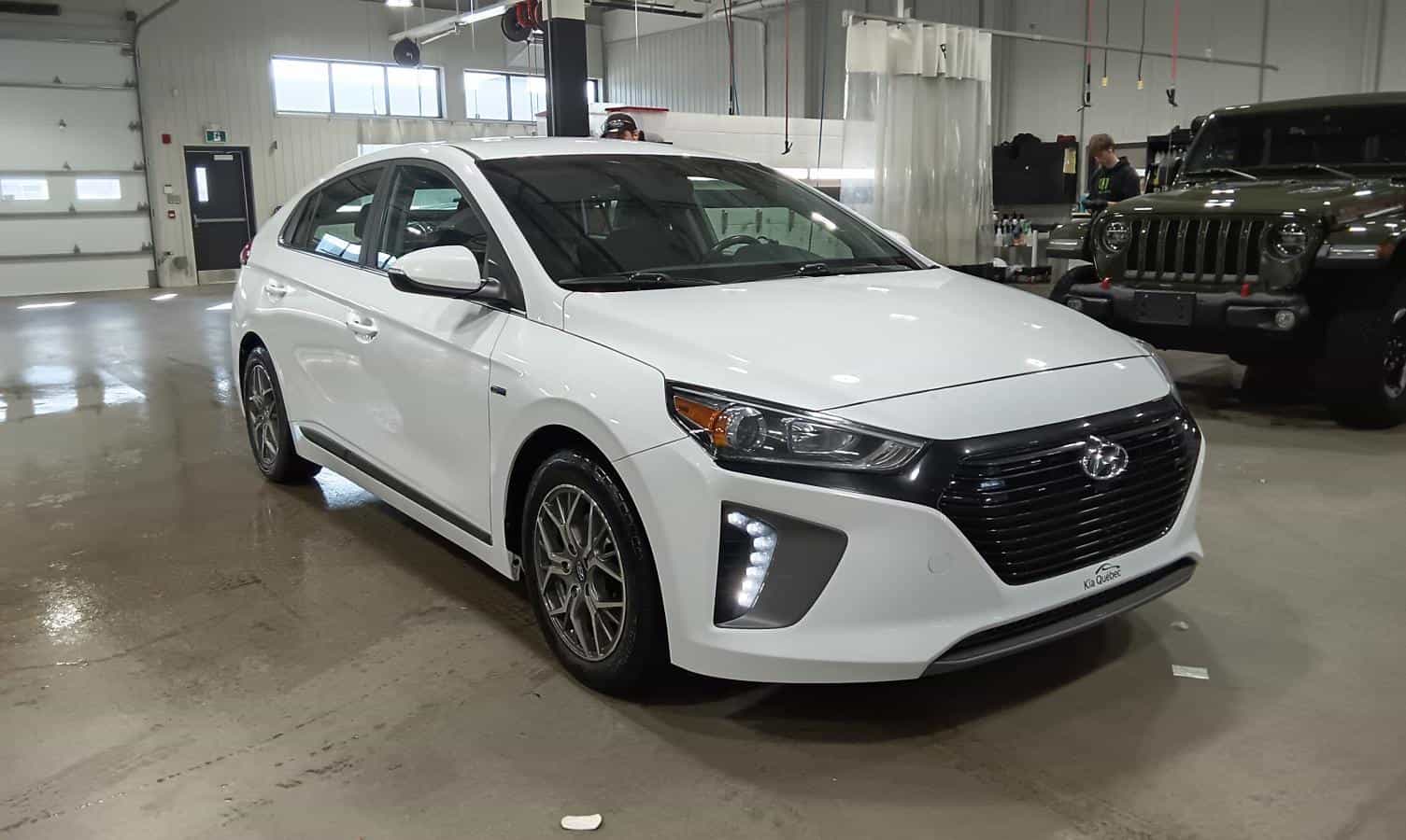 Image 1 Hyundai Ioniq Plug-In Hybrid Preferred *Carplay *Caméra *Bizone *Volant/Siege Chauffant 2019