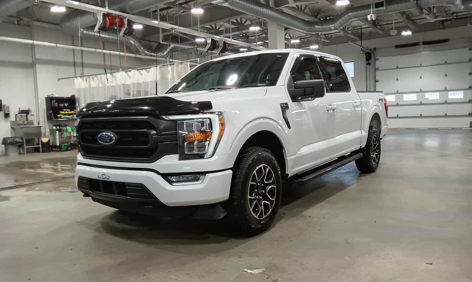 2022 Ford F-150 Xlt 4X4 *Ecoboost *Crewcab *Box 5"5 *Carplay *Cruise - Image 1