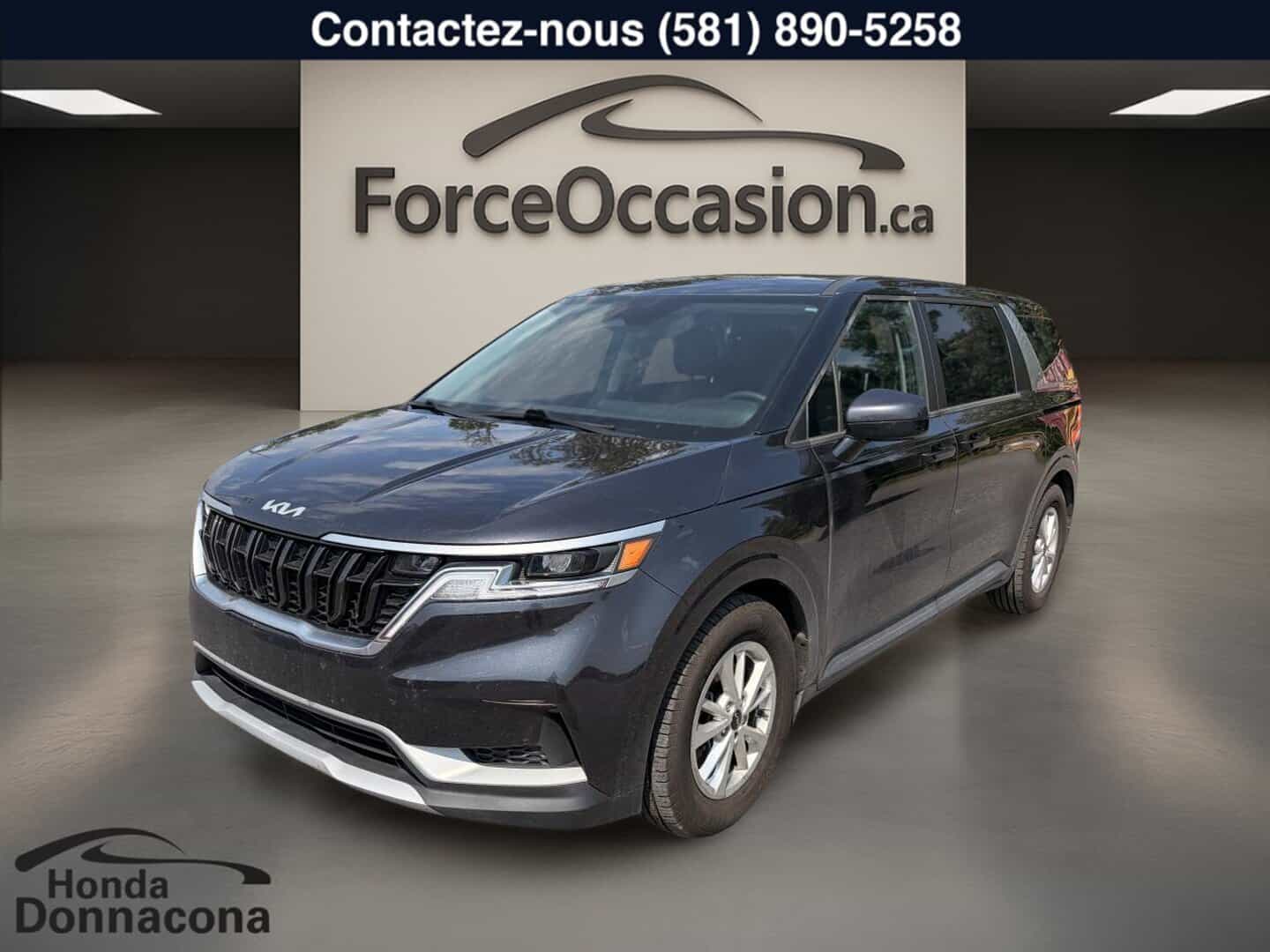 Image 1 Kia Carnival LX, Bancs chauffants, Propre 2022
