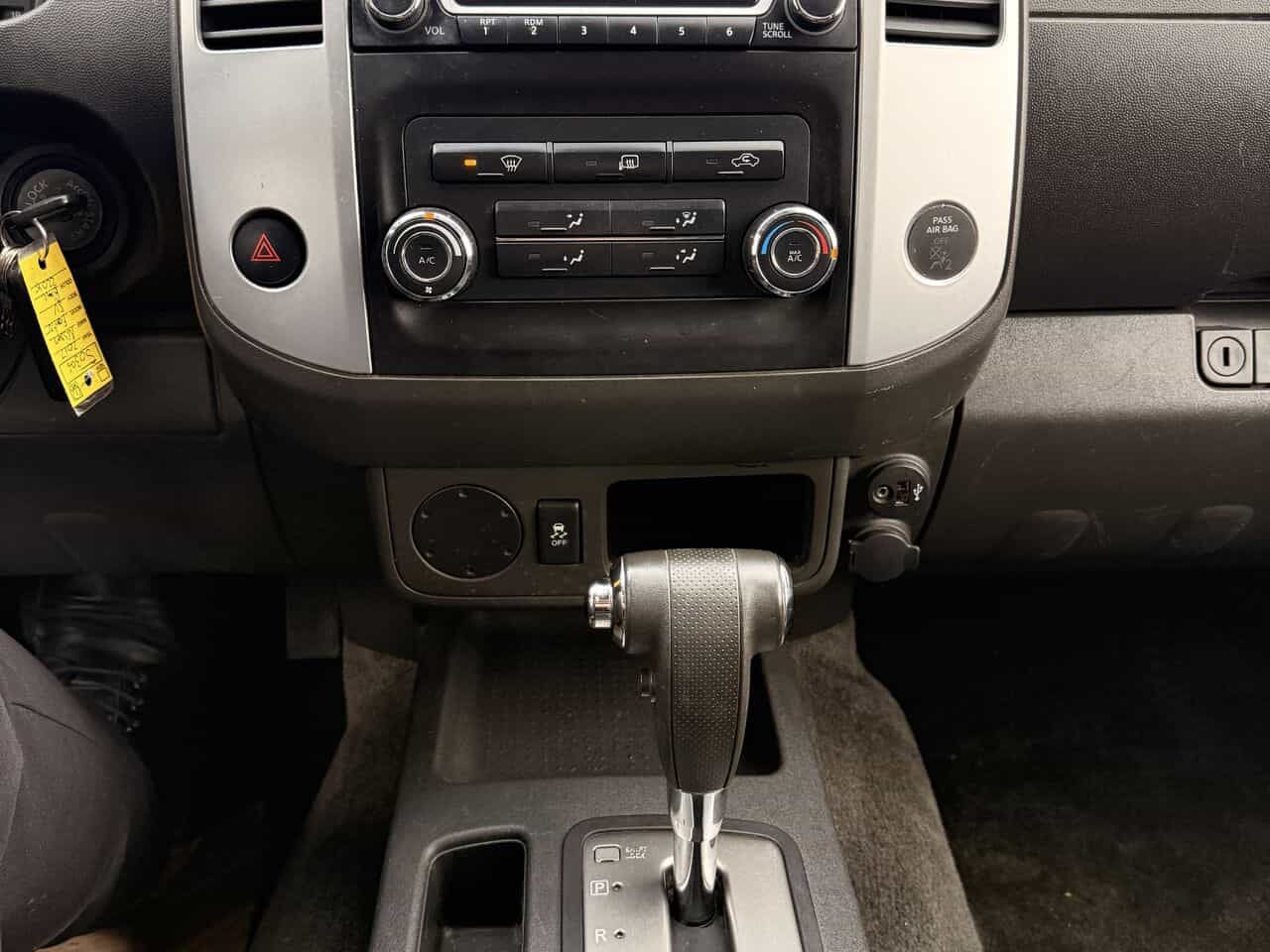 2017 Nissan Frontier 2 roues motrices, cabine allongée, empattement court, boîte automatique SV - Image 17