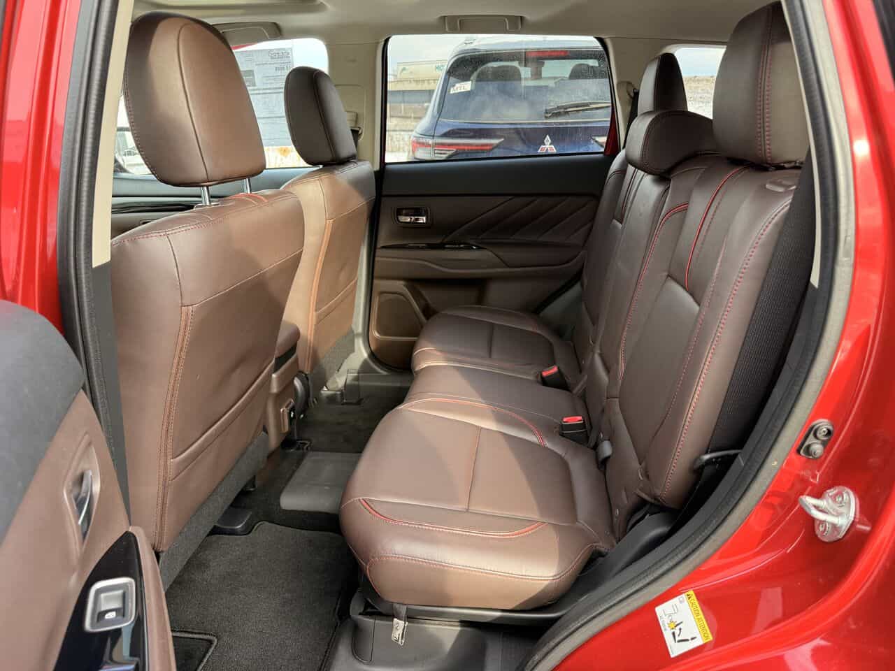 2018 Mitsubishi Outlander PHEV Gt Awd, Toit Ouvrant, Sièges Chauff - Image 10