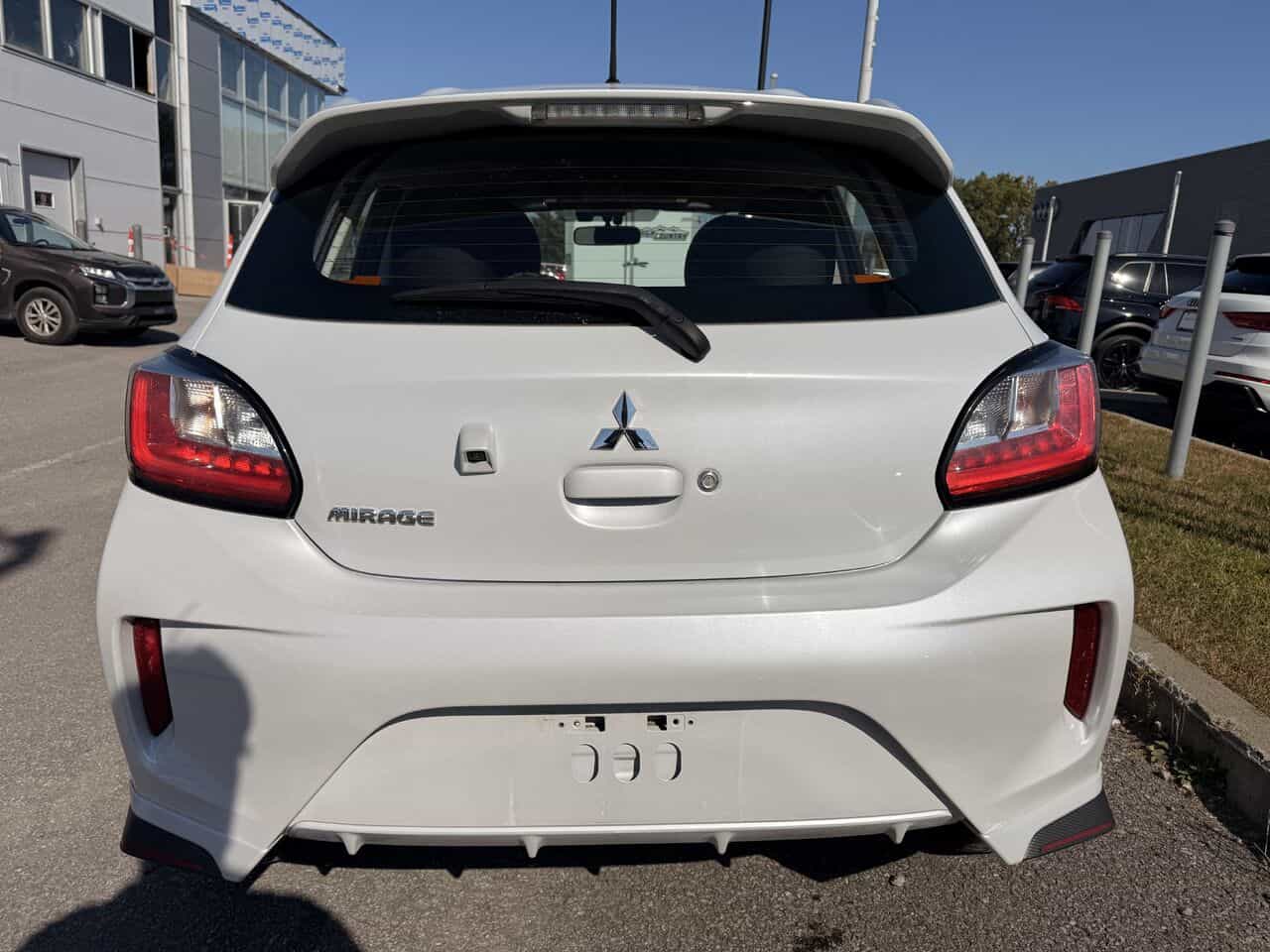 2022 Mitsubishi Mirage Édition carbone, dem à distance, caméra de recul, garantie - Image 7