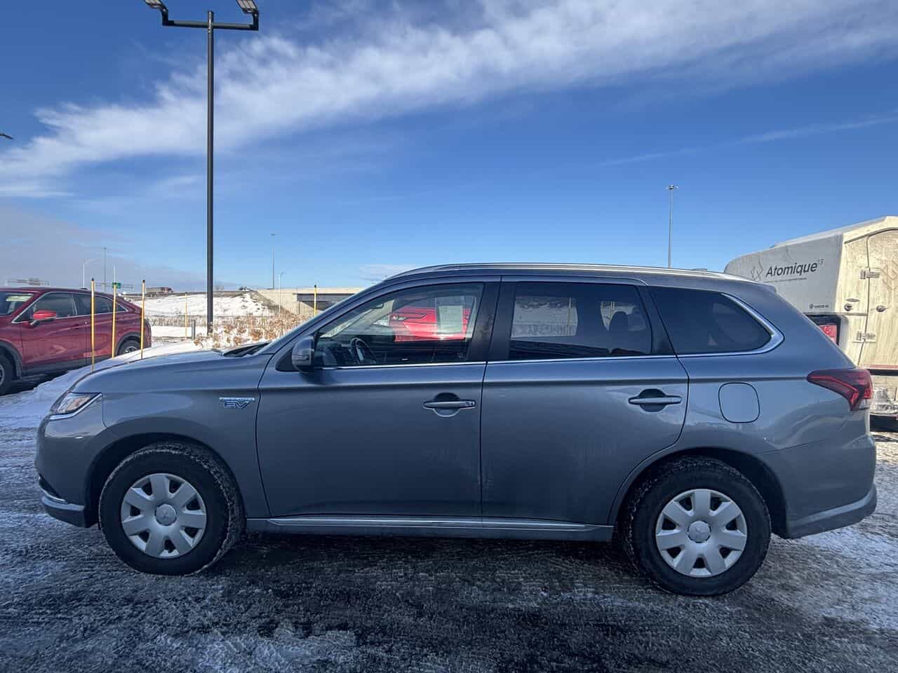 2018 Mitsubishi Outlander PHEV SE Touring AWD, TOIT OUVRANT, CAMÉRA DE RECUL - Image 2