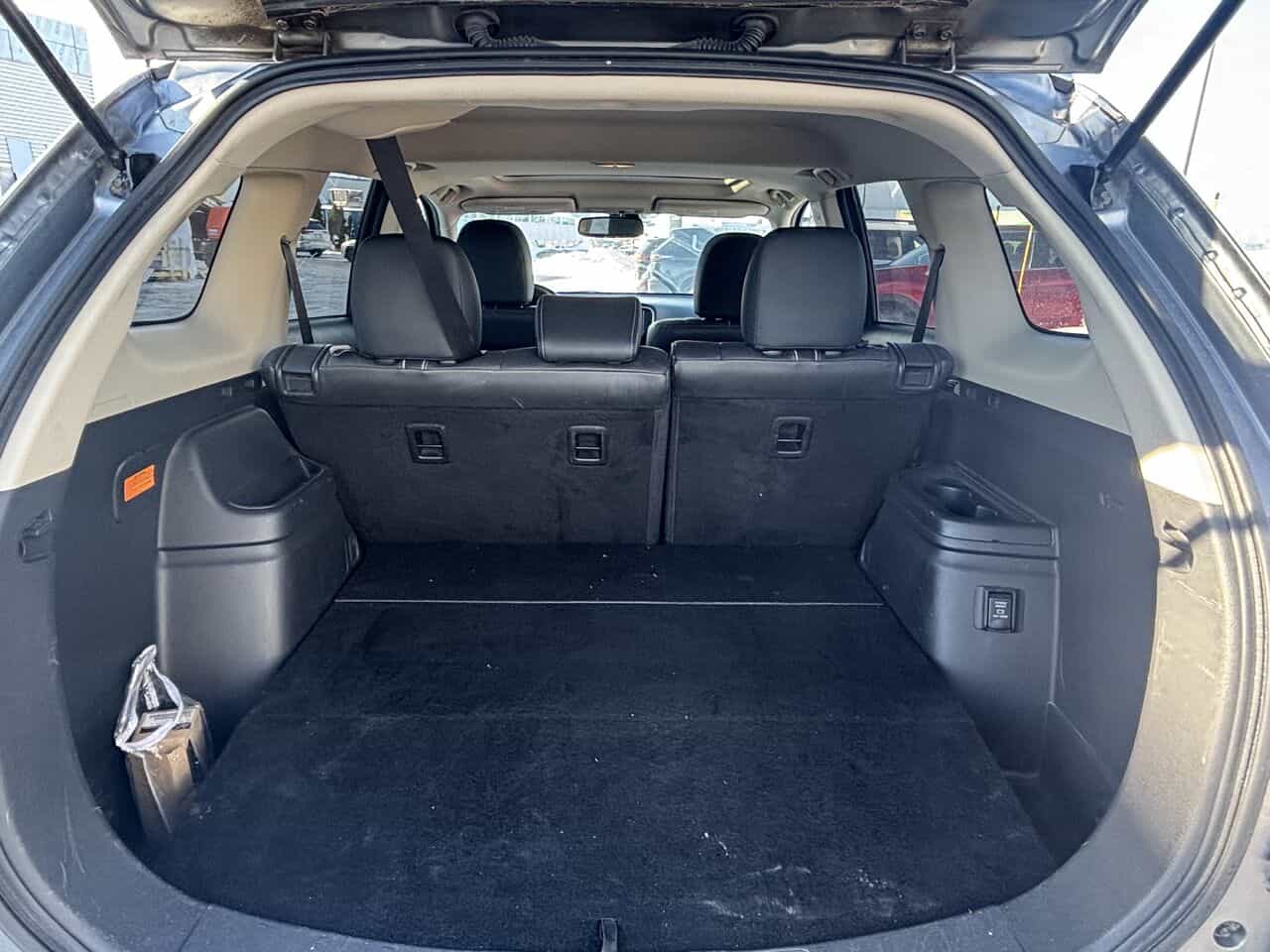 2018 Mitsubishi Outlander PHEV SE Touring AWD, TOIT OUVRANT, CAMÉRA DE RECUL - Image 8