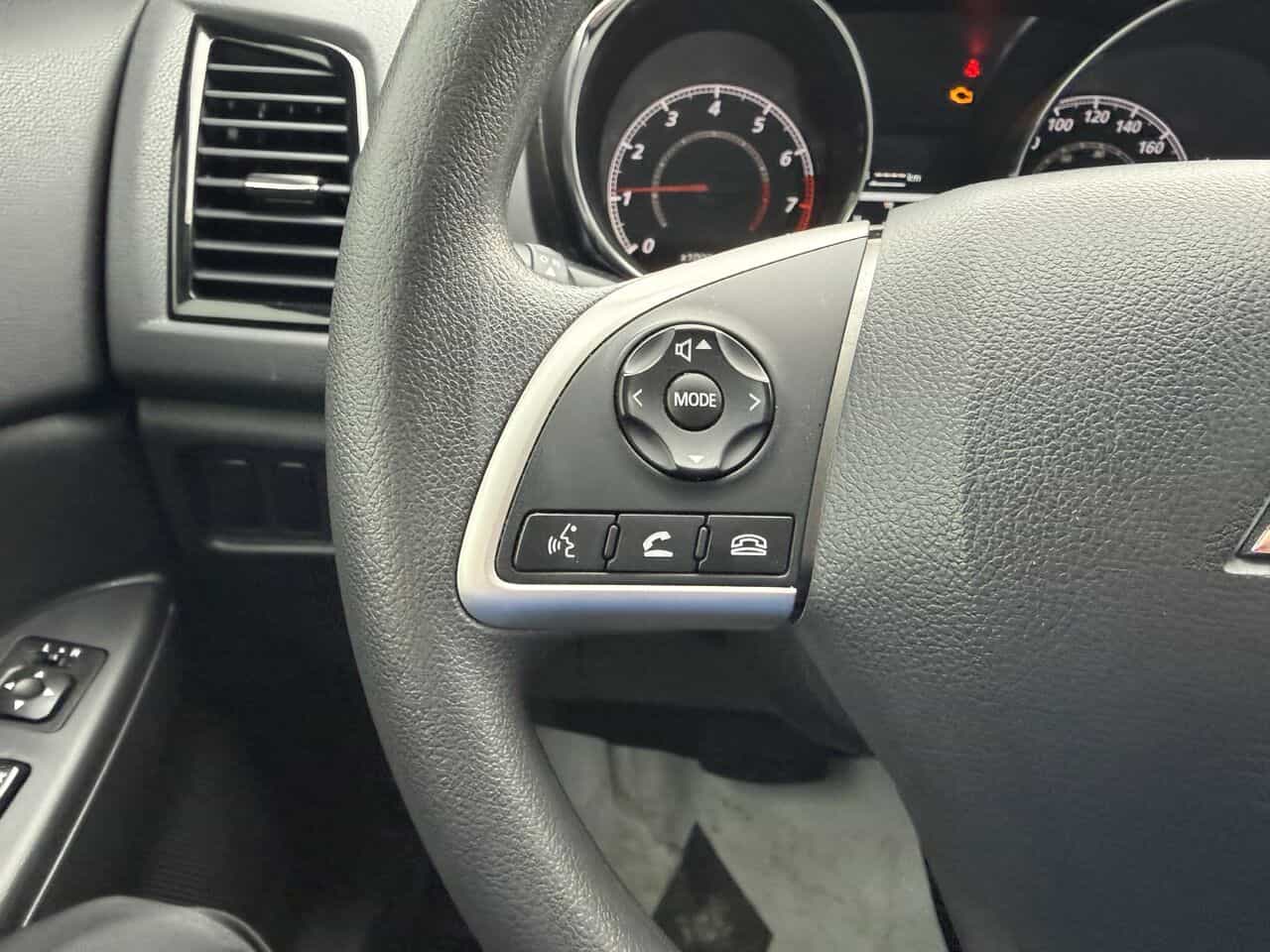 2021 Mitsubishi RVR ES Traction avant, Sièges chauffants, Connectivités - Image 15