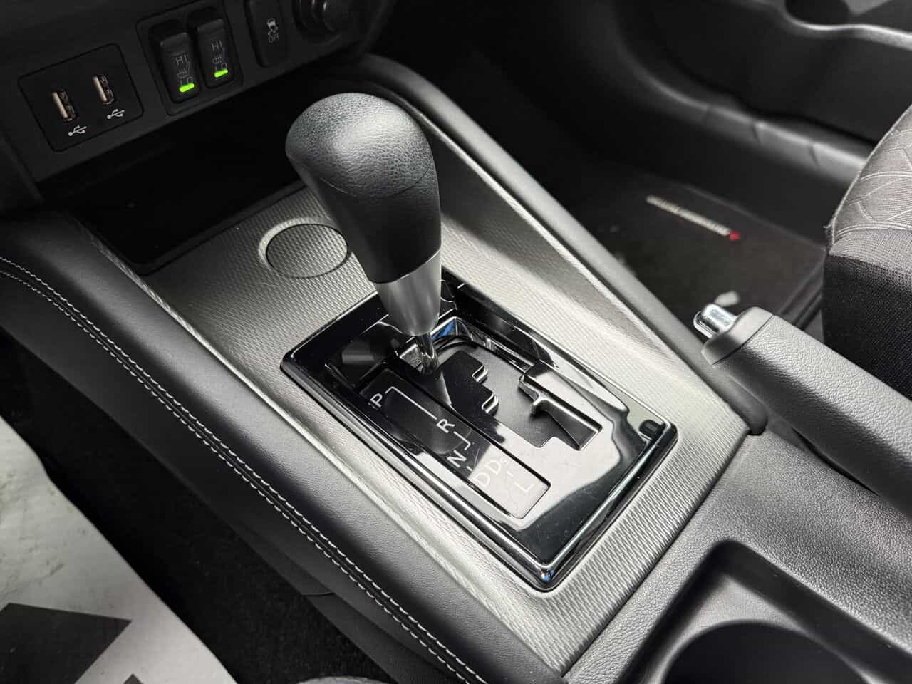 2021 Mitsubishi RVR ES Traction avant, Sièges chauffants, Connectivités - Image 22