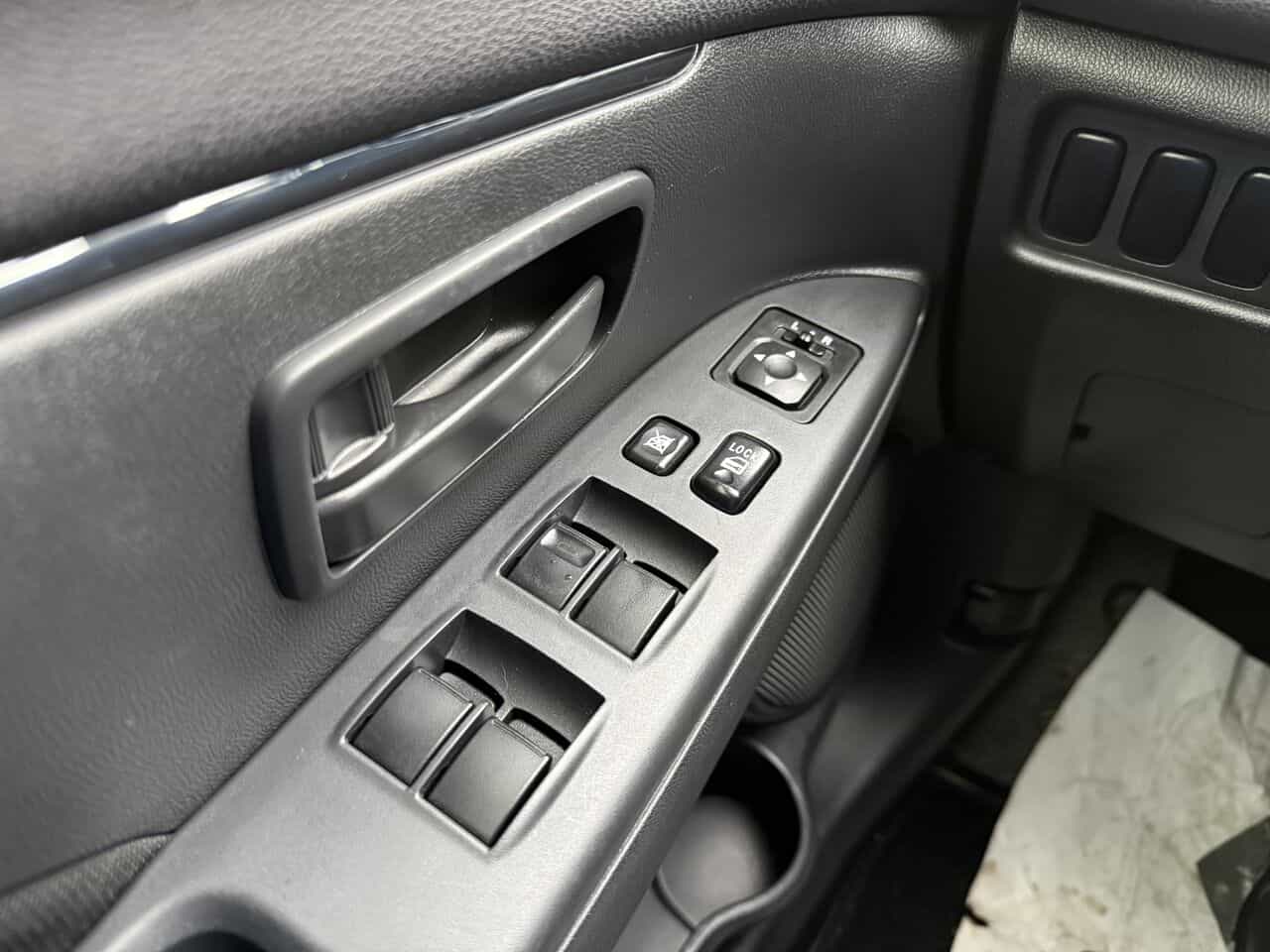 2021 Mitsubishi RVR ES Traction avant, Sièges chauffants, Connectivités - Image 23